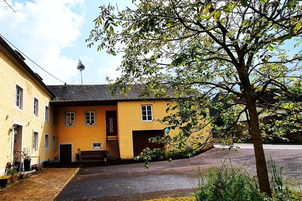 Bruce'S Countryhouse Niederweis ภายนอก รูปภาพ